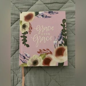 Hosanna Revival Bible